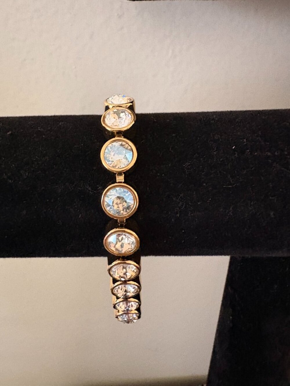 Touchstone Crystal ice bracelet. Golden Moonlight Ice bracelet. New - Picture 2 of 10